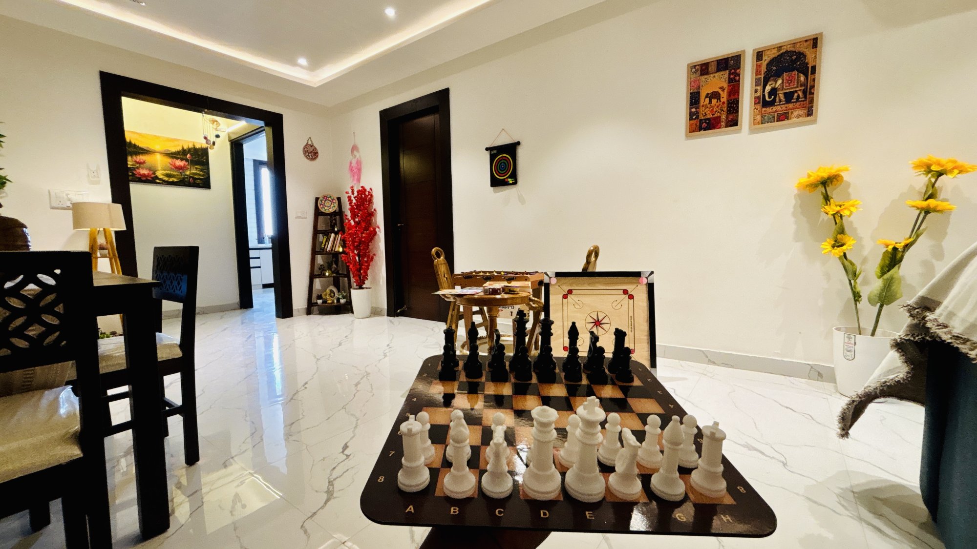 Recreation Lounge – Handcrafted Wooden Chess & Board Games