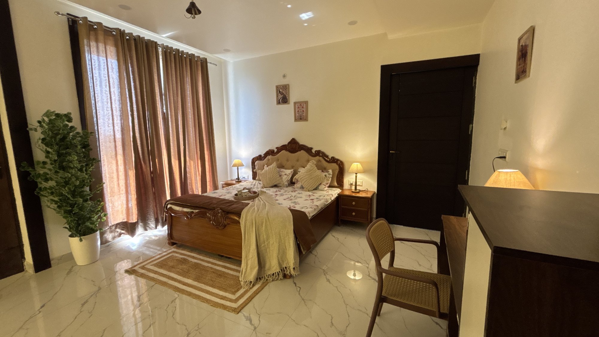 Tahzeeb Suite Sunlit Bed